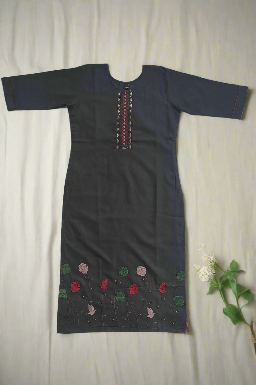 Black Embroidered Kurta