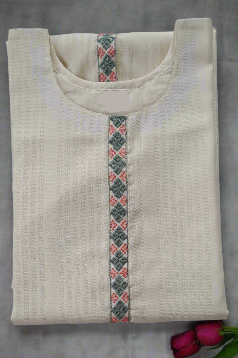 Elegant White Embroidered Cotton Blend Kurta