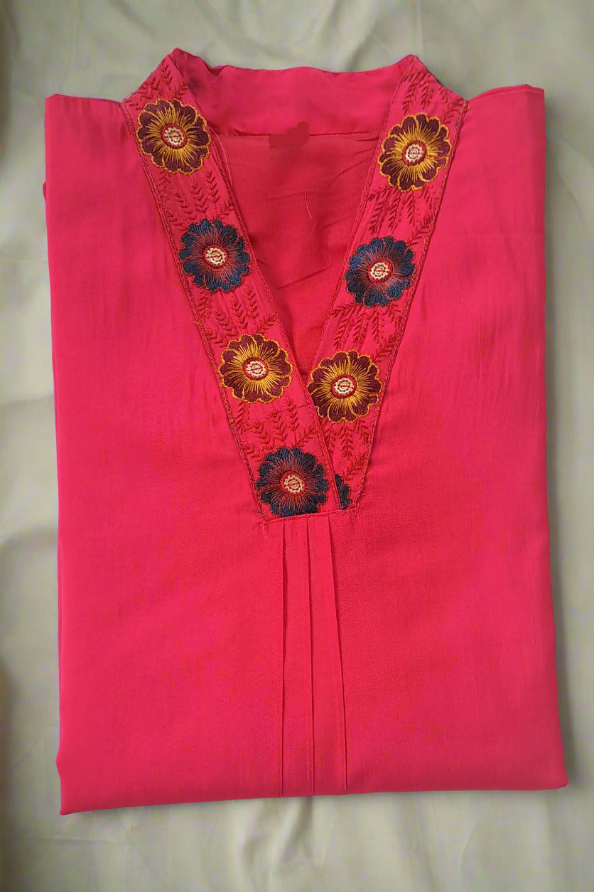 Women’s Pink Floral Embroidered Kurta